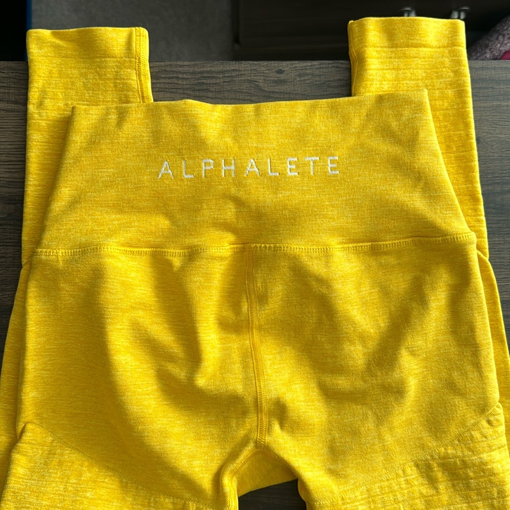 Alphalete Revival Leggings